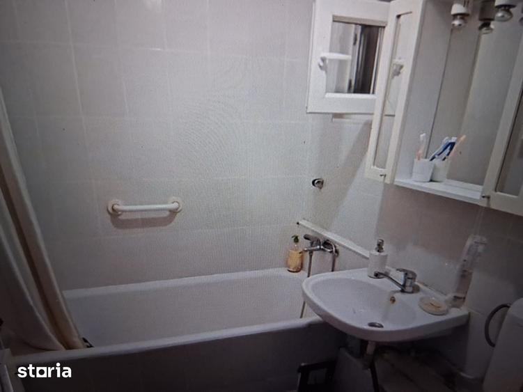 Apartament cu 2 camere semidecomandat în Pantelimon