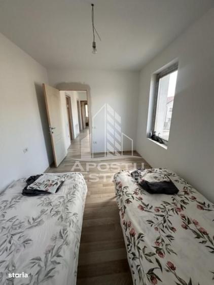 Casă cu 4 camere cu Teren 248 Mp în Buziașului