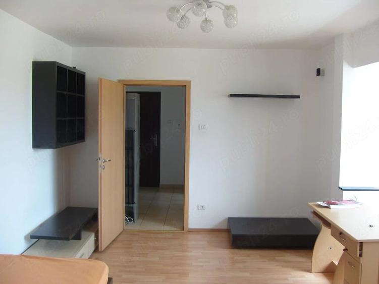 Apartament cu 2 camere semidecomandat în Circumvalațiunii