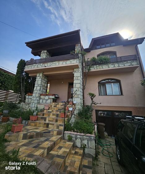 Casă cu 4 camere decomandat cu Teren 514 Mp în Iorga