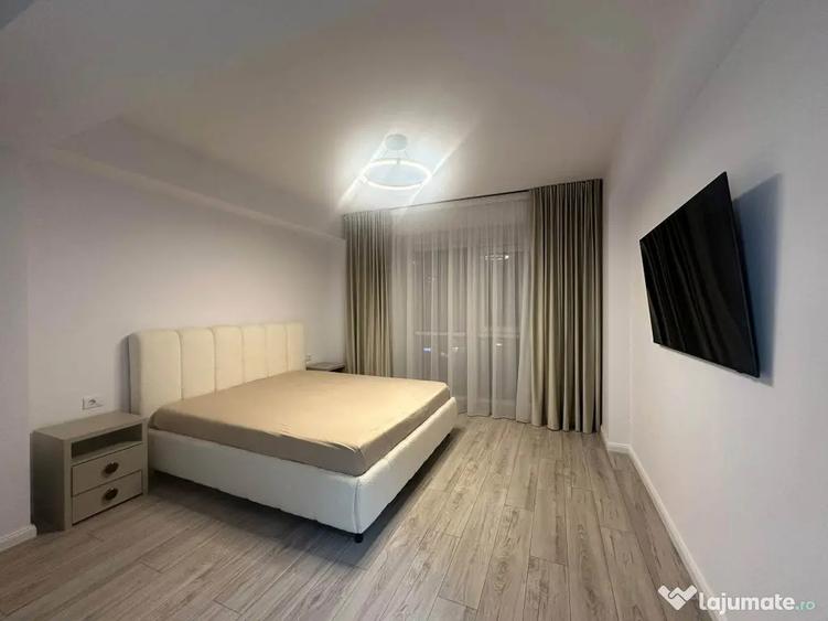 Apartament cu 3 camere semidecomandat în Copou