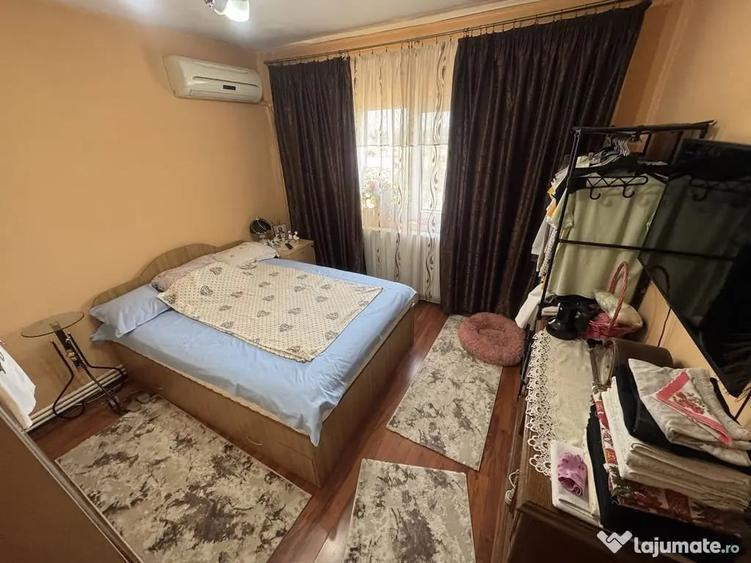 Apartament cu 2 camere decomandat în