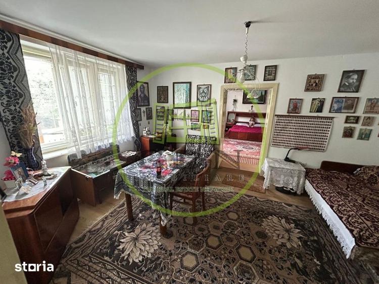 Casă cu 6 camere cu Teren 2109 Mp în Șeica Mică