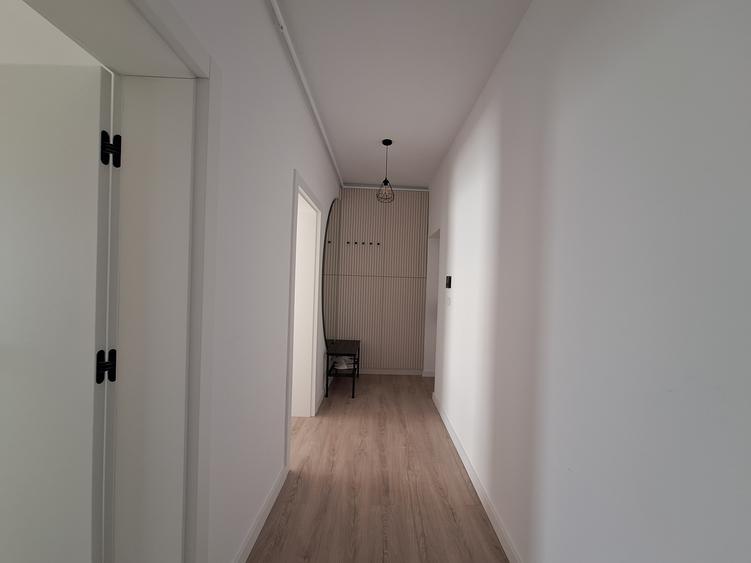 Apartament cu 2 camere decomandat, mobilat în Torontalului