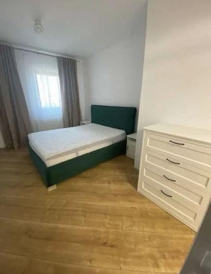 Apartament cu 3 camere decomandat, mobilat în Pipera
