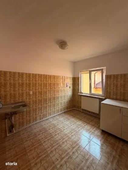 Spațiu comercial, de 110 mp, în Central