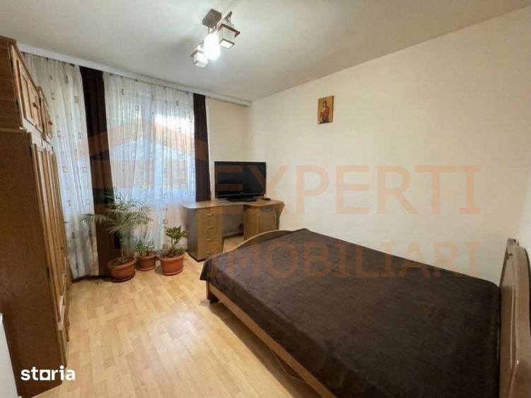 Apartament cu 4 camere în Brătianu