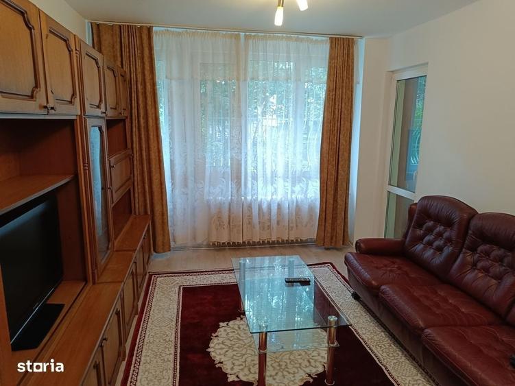 Apartament cu 2 camere semidecomandat în Vatra Luminoasă