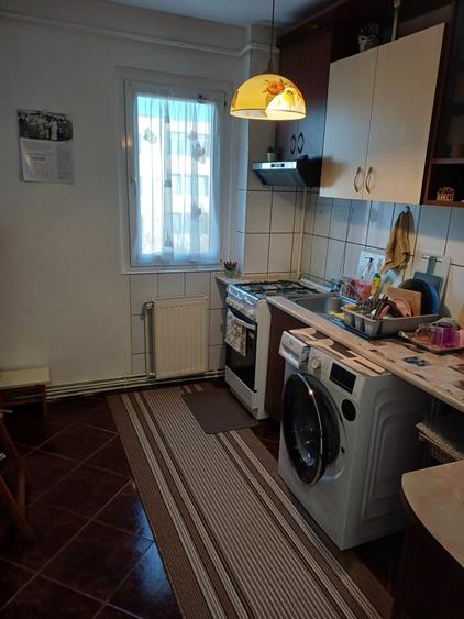 Apartament cu 2 camere semidecomandat în Astra