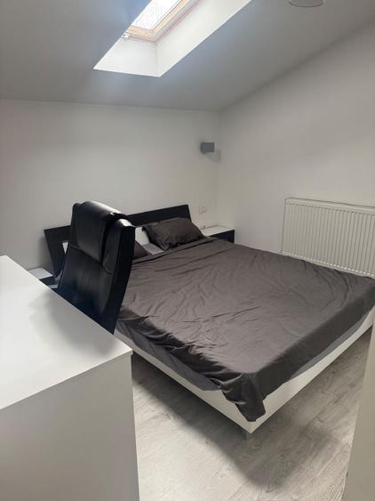 Apartament cu 3 camere decomandat în Exterior Vest