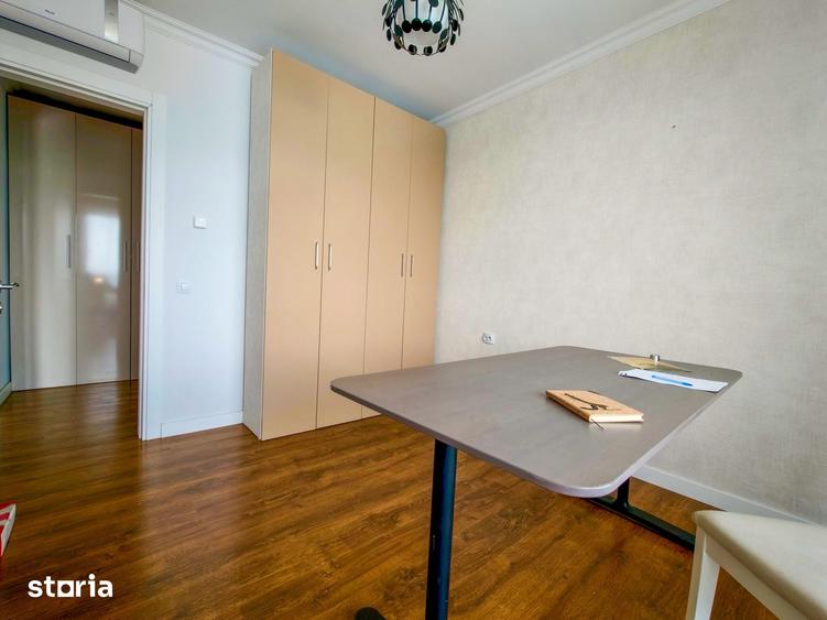 Apartament cu 4 camere în Tei