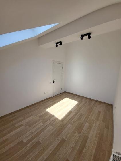 Apartament cu 3 camere în Trocadero