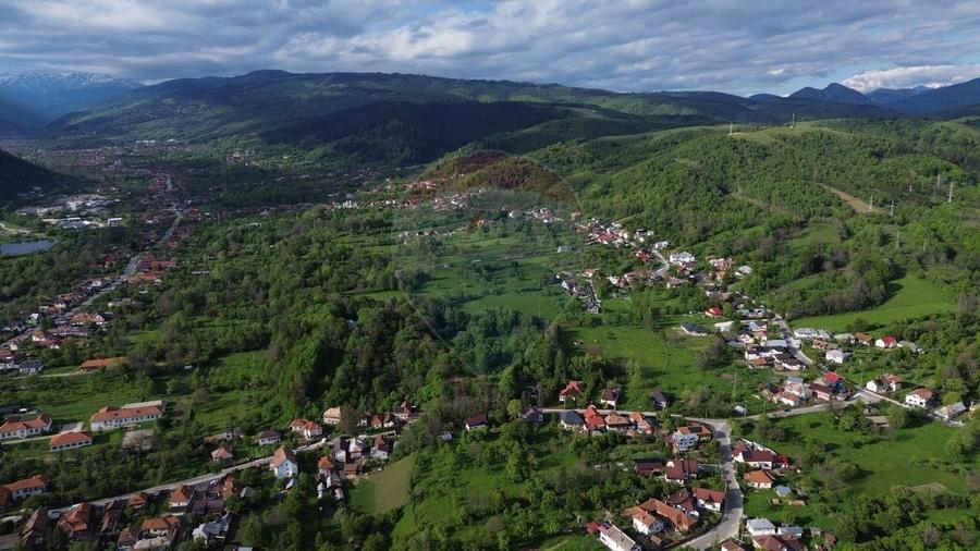 Teren Construcții intravilan de 3234 mp, în Lerești