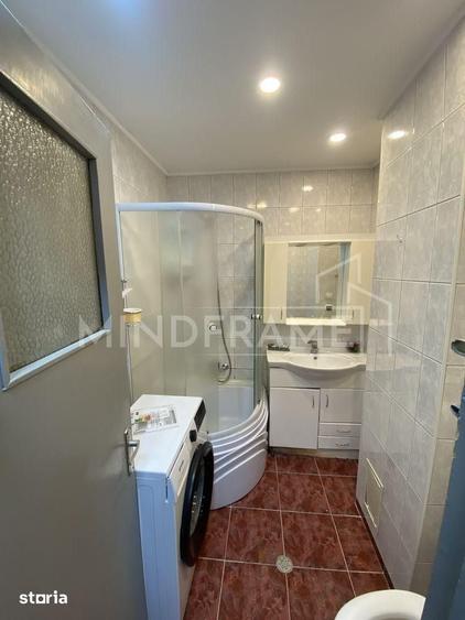 Apartament cu 3 camere decomandat în Dristor