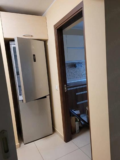 Apartament cu 2 camere semidecomandat în Giurgiului