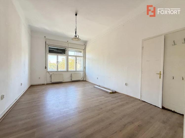 Apartament cu 2 camere decomandat în Elisabetin