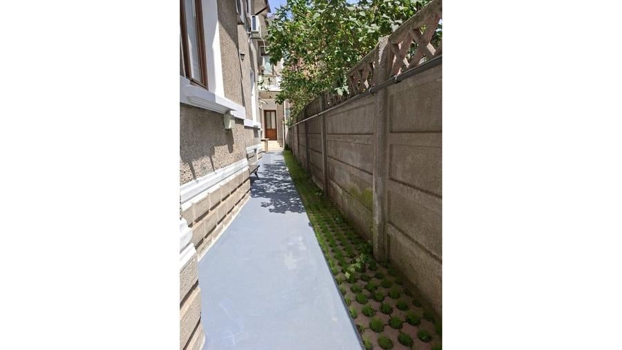 Casă individuală cu 16 camere cu Canalizare în Pache Protopopescu