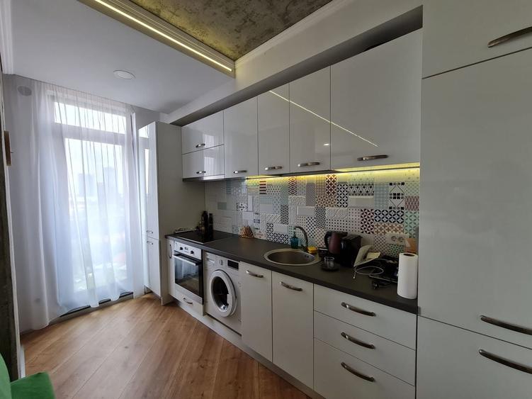 Apartament cu 2 camere decomandat în Barbu Văcărescu