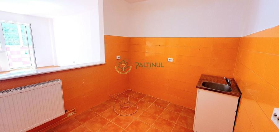 Garsonieră semidecomandată în Ștrand