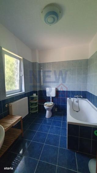 Casă cu 3 camere cu Teren 250 Mp în Central