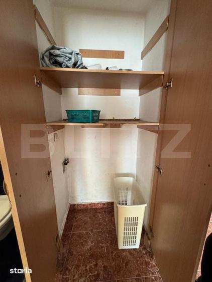 Apartament cu 3 camere semidecomandat în Central