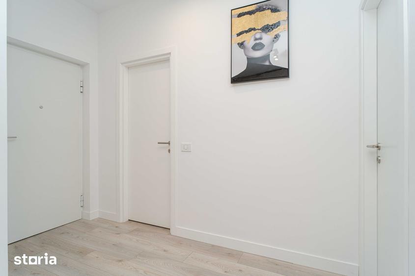 Apartament cu 4 camere semidecomandat în Piața Unirii