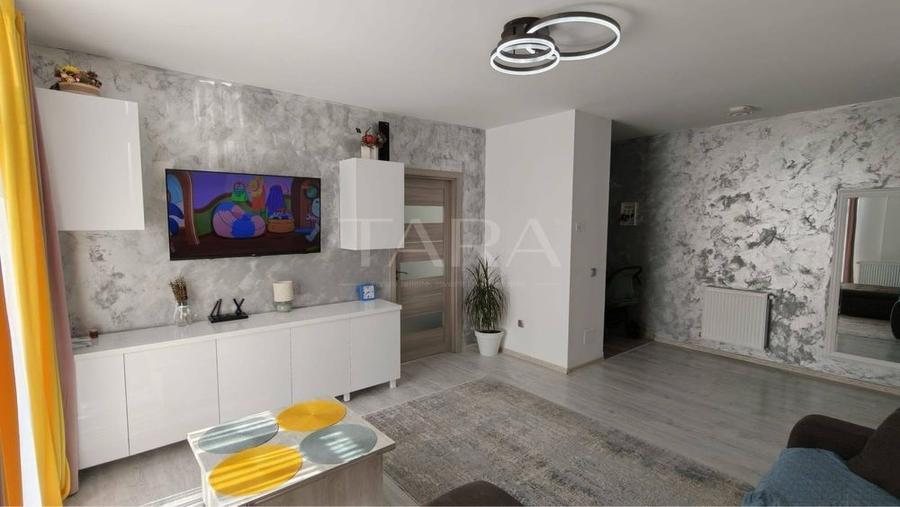 Apartament cu 3 camere decomandat în Baciu