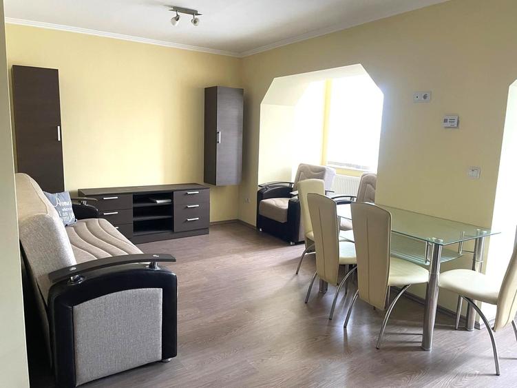 Apartament cu 3 camere decomandat în Nord