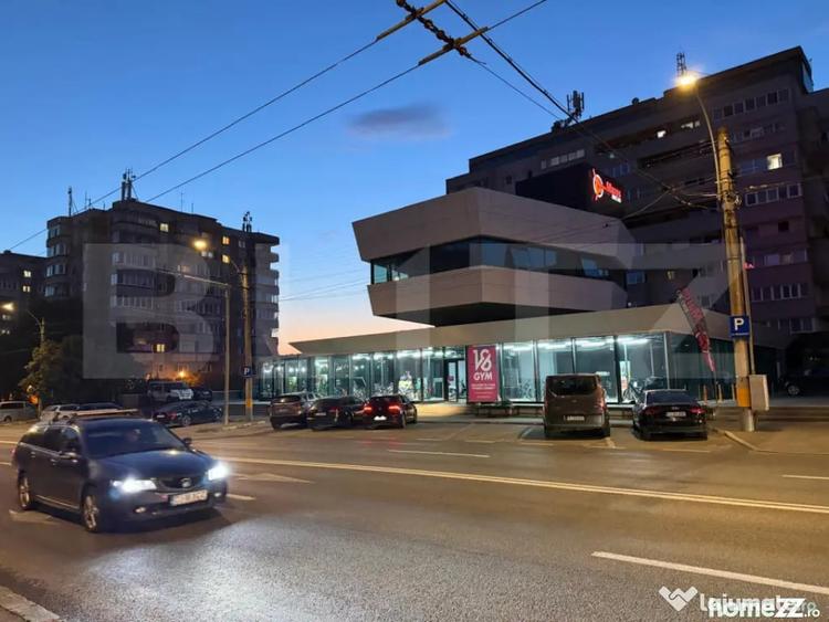 Apartament cu 4 camere decomandat în Aurel Vlaicu