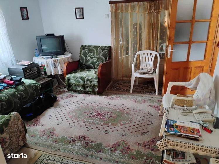 Casă cu 3 camere în Mislea