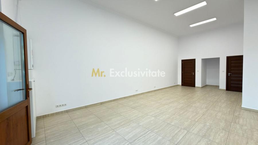 Spațiu comercial, de 42 mp, în Central