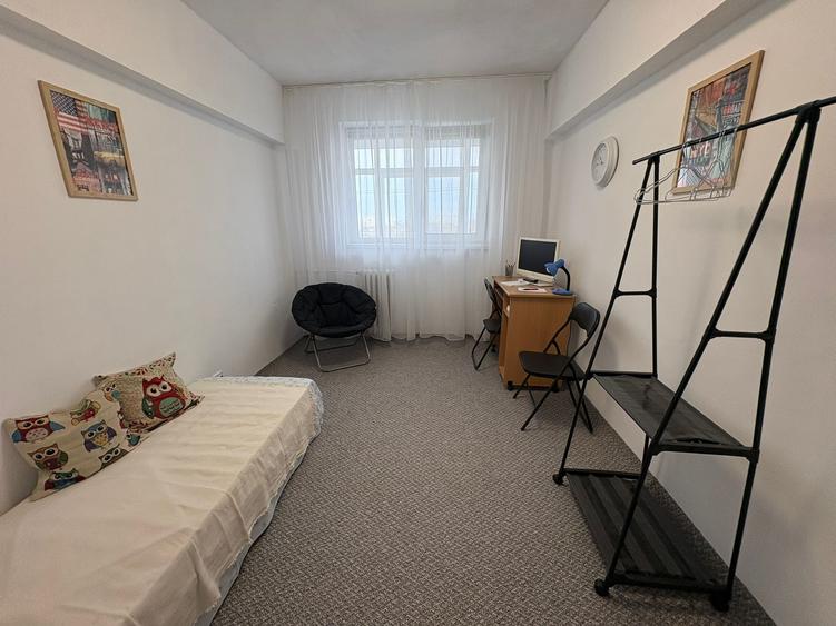 Apartament cu 3 camere decomandat, mobilat în P-ța Reșița