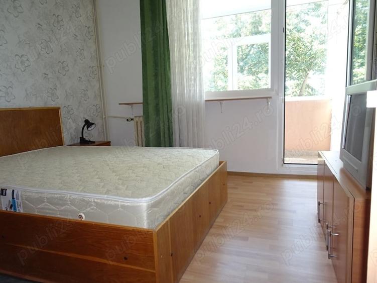 Apartament cu 3 camere decomandat, mobilat în Ozana
