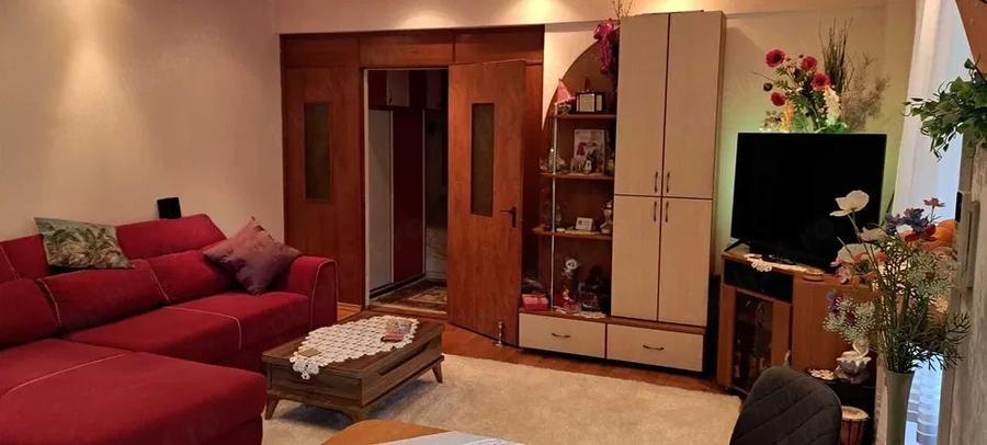 Apartament cu 2 camere semidecomandat în Ultracentral