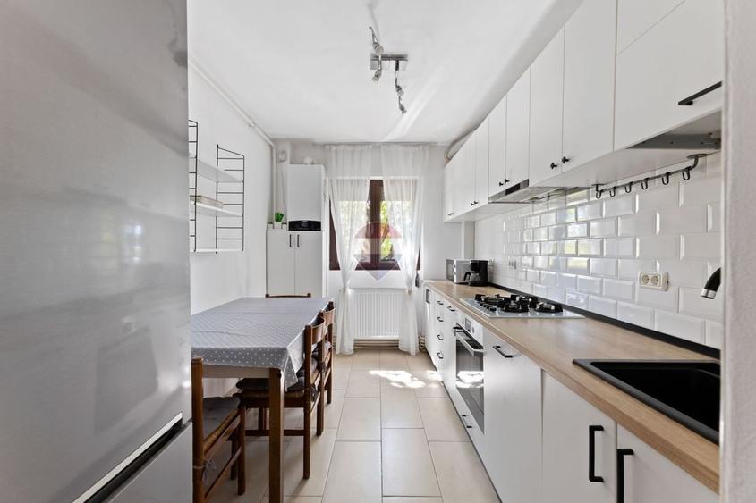 Apartament cu 4 camere decomandat, mobilat în UTA