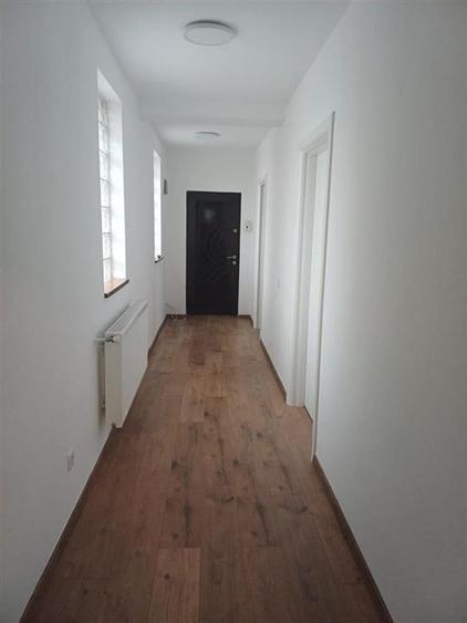 Apartament cu 2 camere decomandat, mobilat în Turnișor