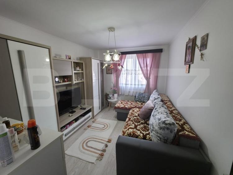 Apartament cu 4 camere decomandat, mobilat în Unirii
