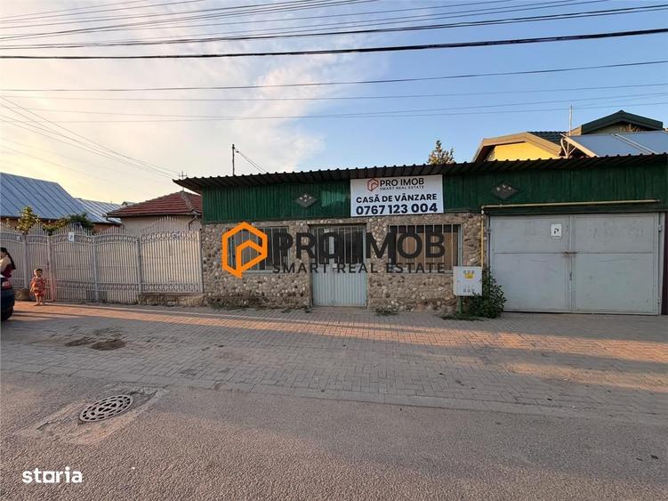 Casă cu 3 camere decomandat cu Canalizare în Mărăcineni