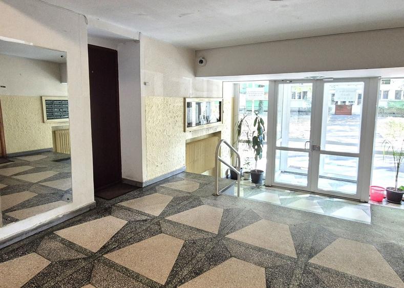 Apartament cu 2 camere semidecomandat în Bucureștii Noi