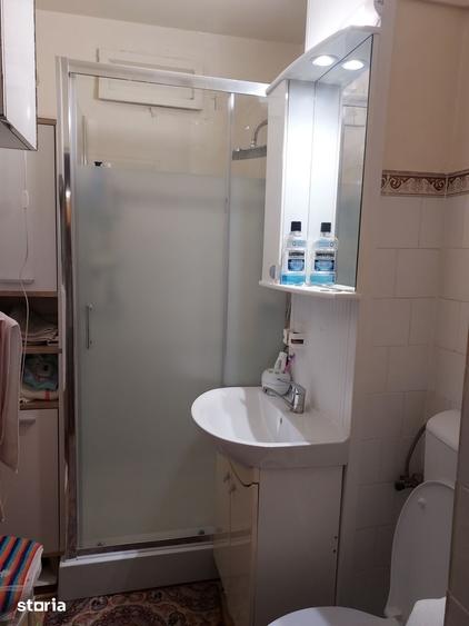 Apartament cu 3 camere decomandat în George Enescu