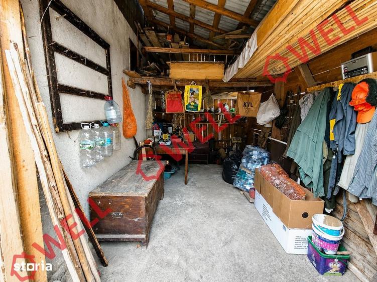 Casă cu 2 camere cu Teren 1832 Mp în Turia