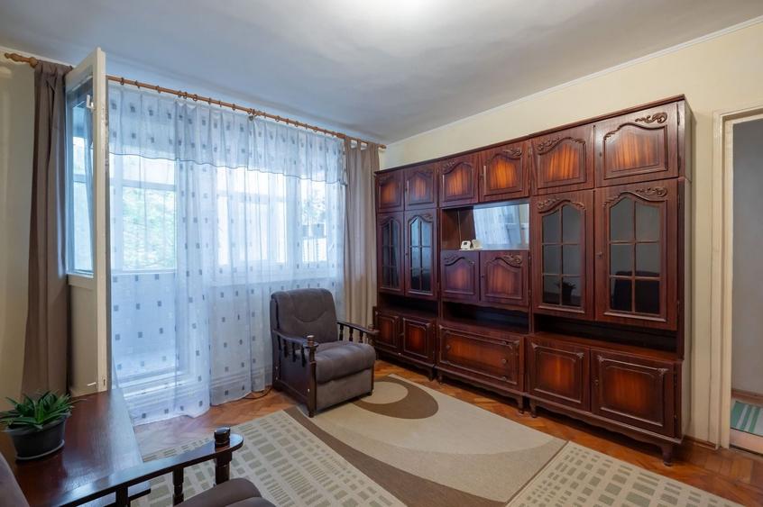 Apartament cu 2 camere semidecomandat, mobilat în Tomis Nord
