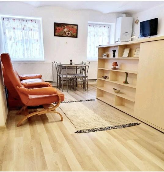 Apartament cu 5 camere decomandat în Centrul Istoric