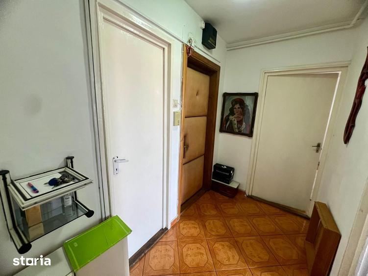 Apartament cu 3 camere în Tudor Vladimirescu