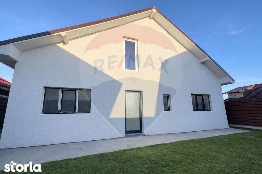 Casa de vanzare in Valu lui Traian - 1