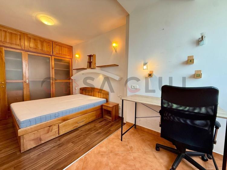 Apartament cu 4 camere semidecomandat, mobilat în Zorilor