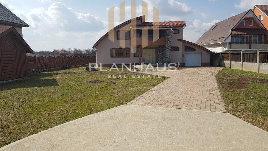Casă cu 5 camere cu Canalizare în Lăpușel