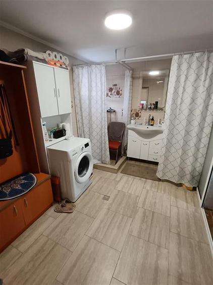 Casă individuală cu 4 camere cu Teren 540 Mp în Lacu Dulce