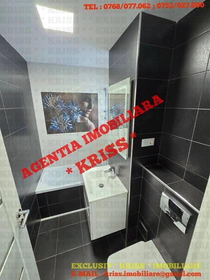 Apartament cu 3 camere decomandat în Negru Vodă