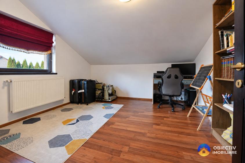Casă individuală cu 4 camere cu Teren 682 Mp în Dobreni